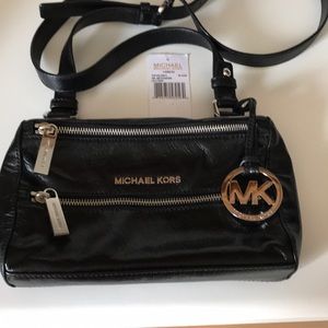 Auth Michael Kors Crossbody